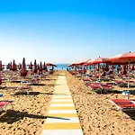 Jesolo Village Beach House - Host Solution